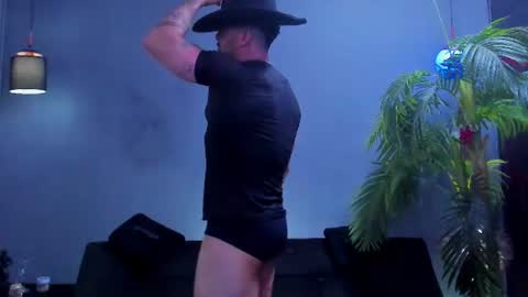 dennis_cox_ online show from June 2026 02:49:01 AM