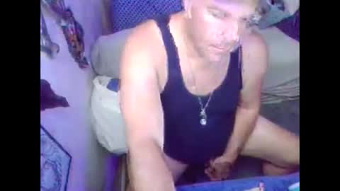 Snapshot of denveversbb chatting on October 2025 04:15:01 AM denveversbb online show from October 2025 04:15:01 AM