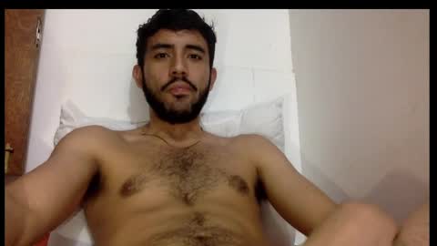 Snapshot of derek_smiith chatting on January 2025 01:02:02 PM Derek smiith online show from January 2025 01:02:02 PM