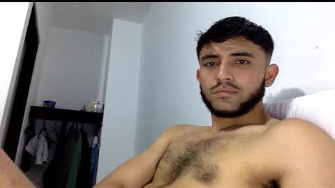 Snapshot of derek_smiith chatting on November 2025 05:55:02 PM Derek smiith online show from November 2025 05:55:02 PM