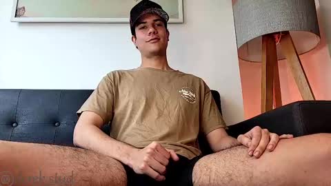 Derek independent model  online show from March 2025 05:36:02 PM