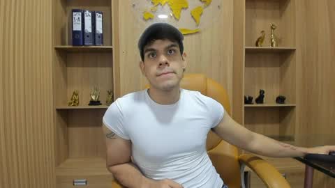 derek_voss online show from April 2026 11:34:01 AM