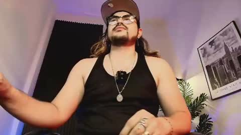 Derek online show from July 2026 08:05:01 PM
