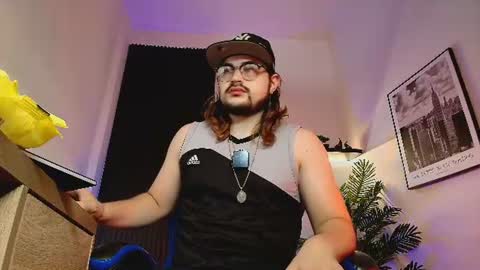 Derek online show from July 2026 07:04:01 PM
