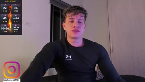 Derek  IG Derekolsen2024 online show from November 2025 01:26:02 AM