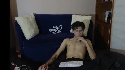 Derek online show from November 2025 11:19:02 PM