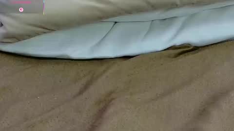 Derieri D online show from September 2025 10:20:01 PM