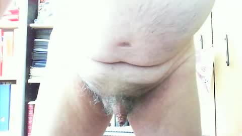Snapshot of derkleineliebling chatting on June 2026 08:24:01 AM derkleineliebling online show from June 2026 08:24:01 AM
