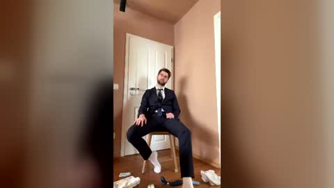 derkleinerabauke online show from July 2026 04:20:01 PM