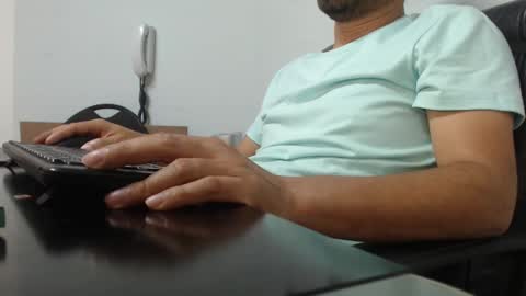     online show from December 2024 11:45:02 AM