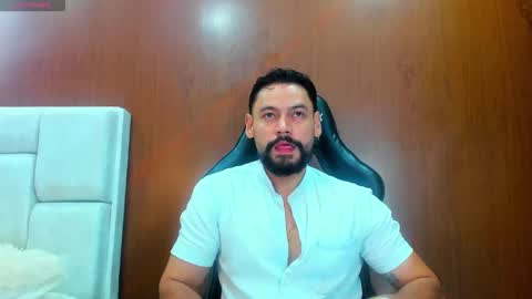 DerryBigger CM online show from November 2025 06:30:01 PM