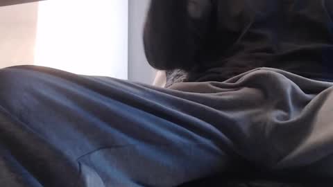 derstier02 online show from October 2025 11:01:01 AM