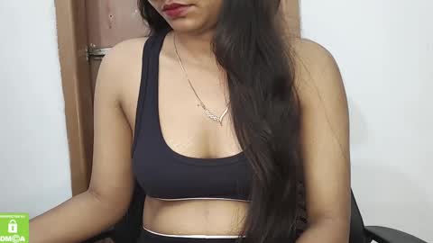 Snapshot of desicoupleshow chatting on February 2025 07:15:01 AM Eva and Adam online show from February 2025 07:15:01 AM