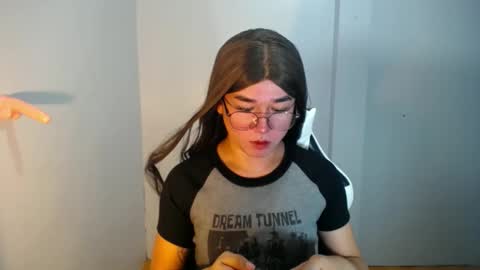 LORINE online show from January 2025 04:54:01 PM