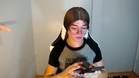 LORINE online show from January 2025 09:23:02 PM