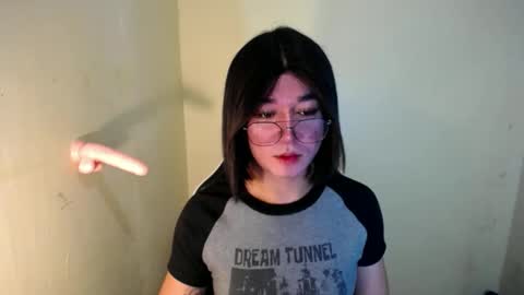 LORINE online show from January 2025 08:56:01 PM