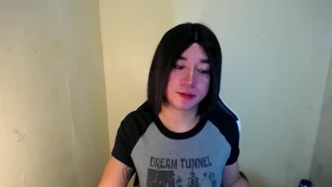 LORINE online show from February 2025 10:26:01 PM