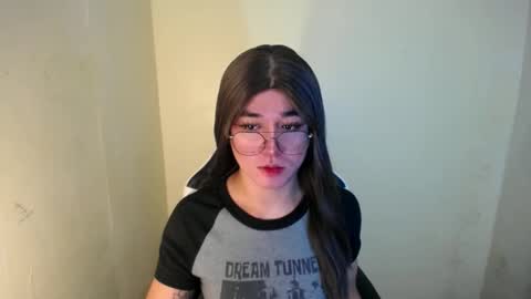 LORINE online show from February 2025 12:06:02 PM