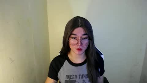 LORINE online show from February 2025 06:28:01 AM