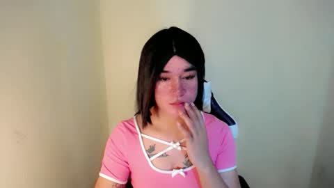 LORINE online show from February 2025 03:36:02 PM