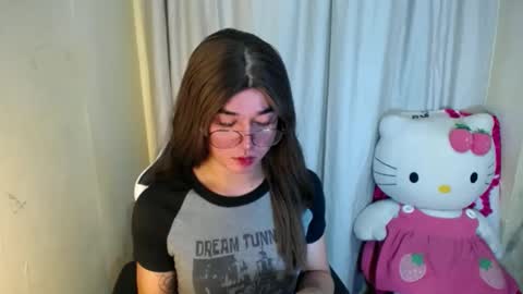 LORINE online show from February 2025 10:20:02 PM