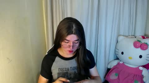 LORINE online show from February 2025 05:22:01 AM