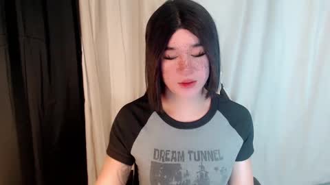 LORINE online show from March 2025 12:44:01 AM