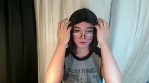LORINE online show from March 2025 07:38:02 PM