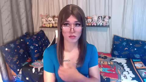 LORINE online show from September 2025 10:42:02 PM