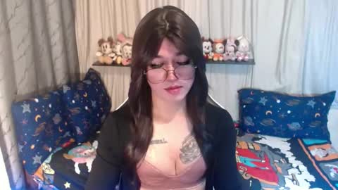 LORINE online show from September 2025 09:26:02 PM