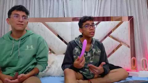 Snapshot of desire4duo chatting on October 2025 01:07:02 PM desire4duo online show from October 2025 01:07:02 PM