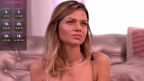 Mia online show from February 2026 06:26:01 AM