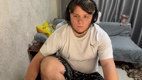 desiredude9 online show from September 2025 06:44:01 PM