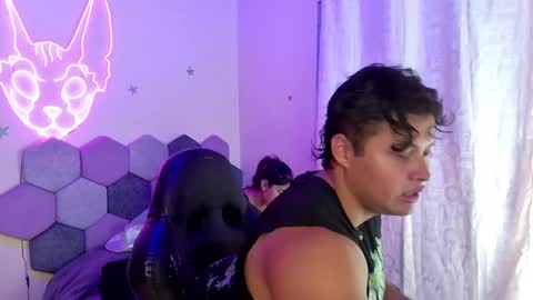 TORI AND MR. BEAR online show from February 2025 06:37:01 PM