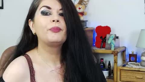 HellenMoon online show from November 2025 08:46:02 AM