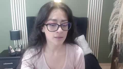 Snapshot of desiring__angel chatting on January 2025 11:42:02 AM Desiring Angel online show from January 2025 11:42:02 AM