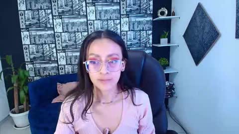 Snapshot of desiring__angel chatting on November 2025 06:23:02 PM Desiring Angel online show from November 2025 06:23:02 PM