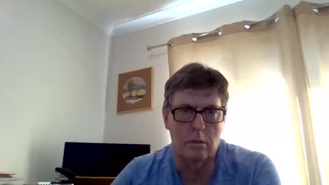 Desmon1958 online show from April 2026 01:31:02 AM