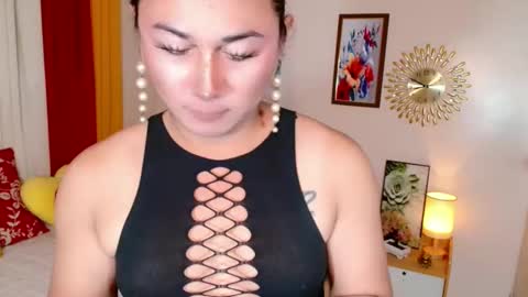 destenierose online show from February 2026 12:26:01 AM