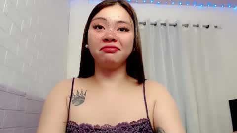 Snapshot of destinyroxie chatting on January 2025 12:39:01 PM ROXIE  online show from January 2025 12:39:01 PM