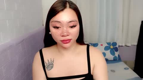 Snapshot of destinyroxie chatting on January 2025 01:54:01 PM ROXIE  online show from January 2025 01:54:01 PM