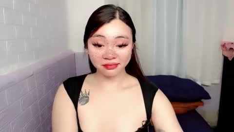 Snapshot of destinyroxie chatting on February 2025 03:58:01 AM ROXIE  online show from February 2025 03:58:01 AM