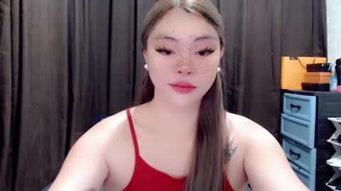 Snapshot of destinyroxie chatting on October 2025 01:44:01 PM ROXIE  online show from October 2025 01:44:01 PM