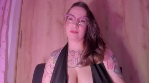 Snapshot of deva_blue chatting on September 2025 03:50:02 AM Deva Blue online show from September 2025 03:50:02 AM