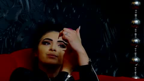 Snapshot of devashaqueen chatting on April 2026 06:58:01 AM Devasha online show from April 2026 06:58:01 AM