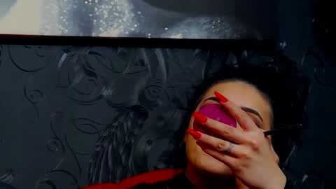 Snapshot of devashaqueen chatting on April 2026 07:47:01 AM Devasha online show from April 2026 07:47:01 AM