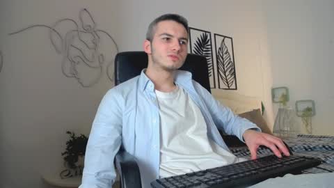 devin_ho online show from January 2025 07:53:02 PM