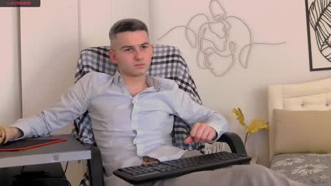 devin_ho online show from February 2025 08:45:02 PM