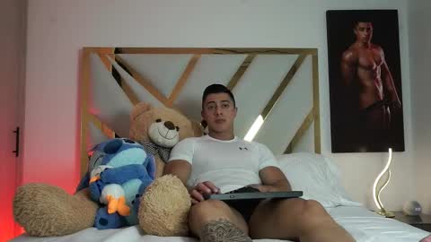 Devin Hunter online show from February 2026 01:53:02 AM