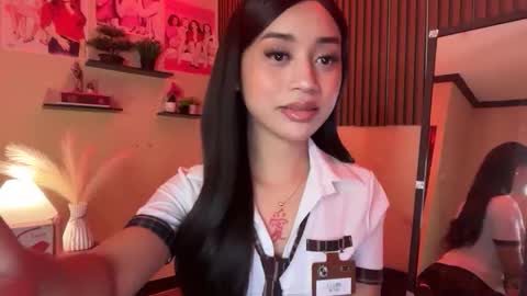 Snapshot of devine_goddessx chatting on October 2025 09:17:04 AM Devine Greyson online show from October 2025 09:17:04 AM